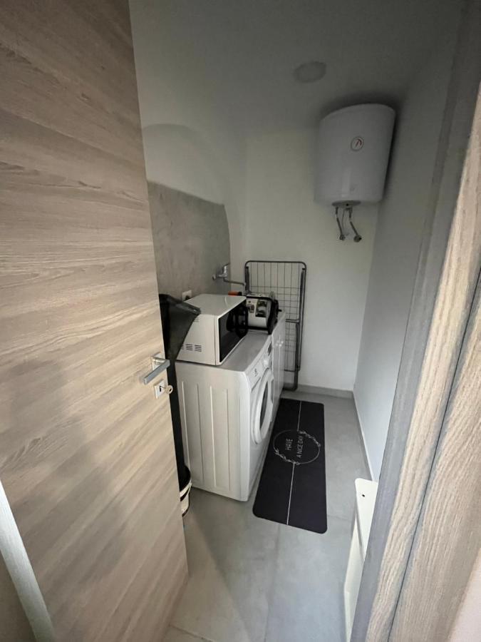 Baciati Dal Sole Apartment Катания Екстериор снимка